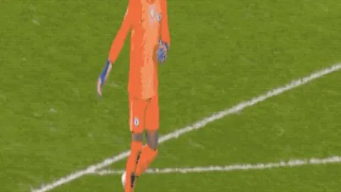 “今夏国米阵容大换血，帕斯和卡斯特罗领衔10人变动”