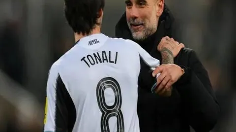 苏格兰知名高尔夫球场旁争议度假村项目获批引隐忧